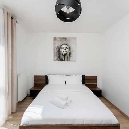 Zablocie Deluxe By Bookinghost Appartement *