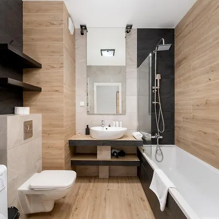 Zablocie Deluxe By Bookinghost